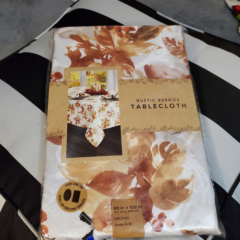 Autumn tablecloth - Picture 3 of 3